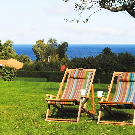 2 Person Holiday In Аллинге